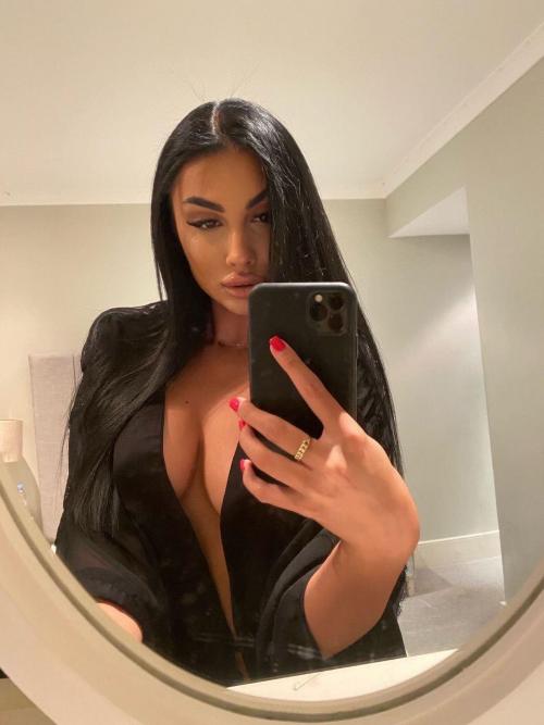 Hendek Escort Bayan Irmak